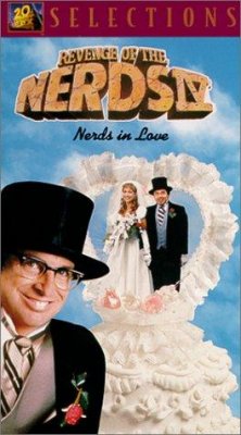 Moksliukų kerštas 4. Įsimylėję moksliukai / Revenge of the Nerds IV: Nerds in Love (1994)